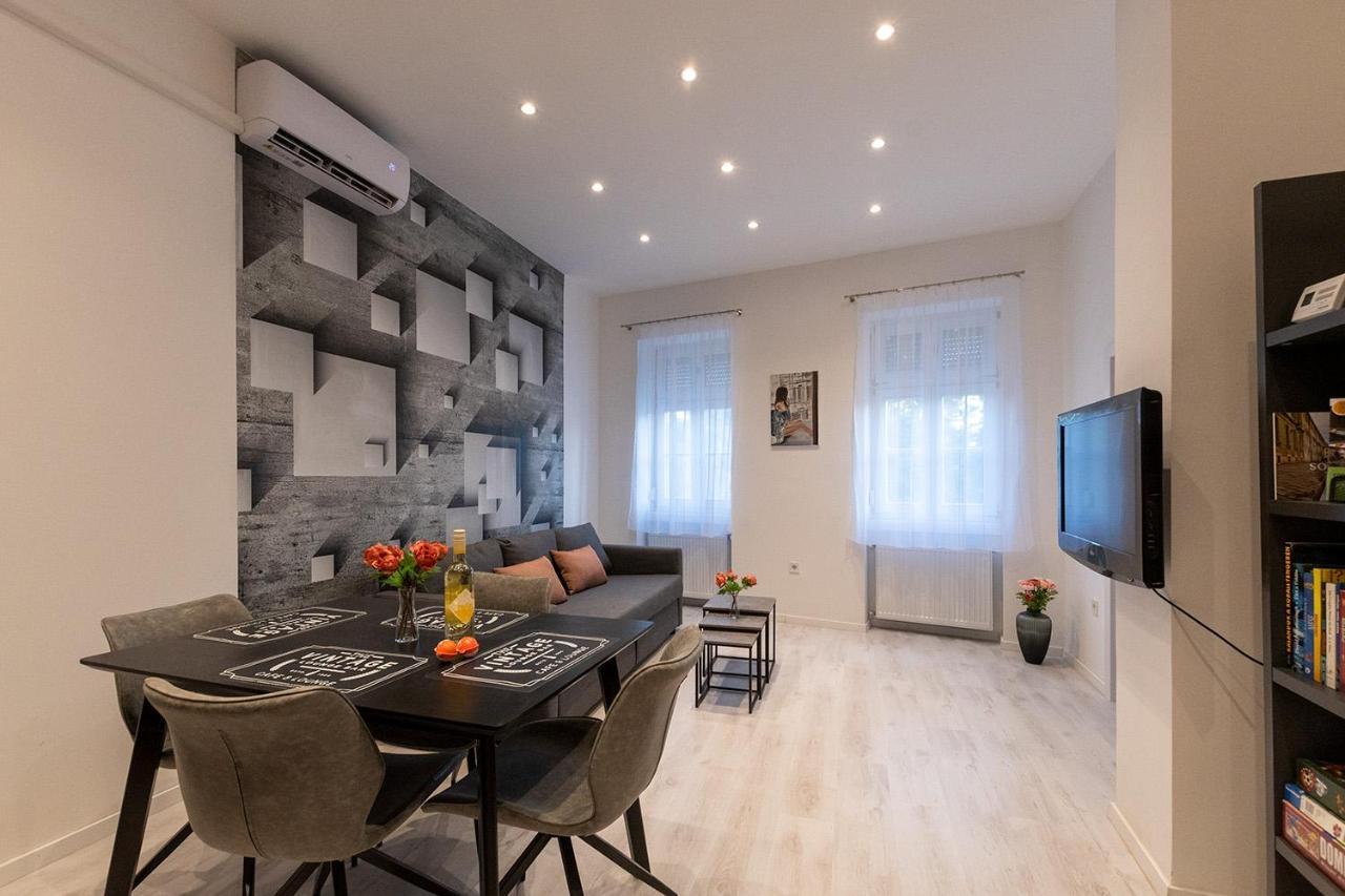Flora Lak Apartment Sopron Exterior foto